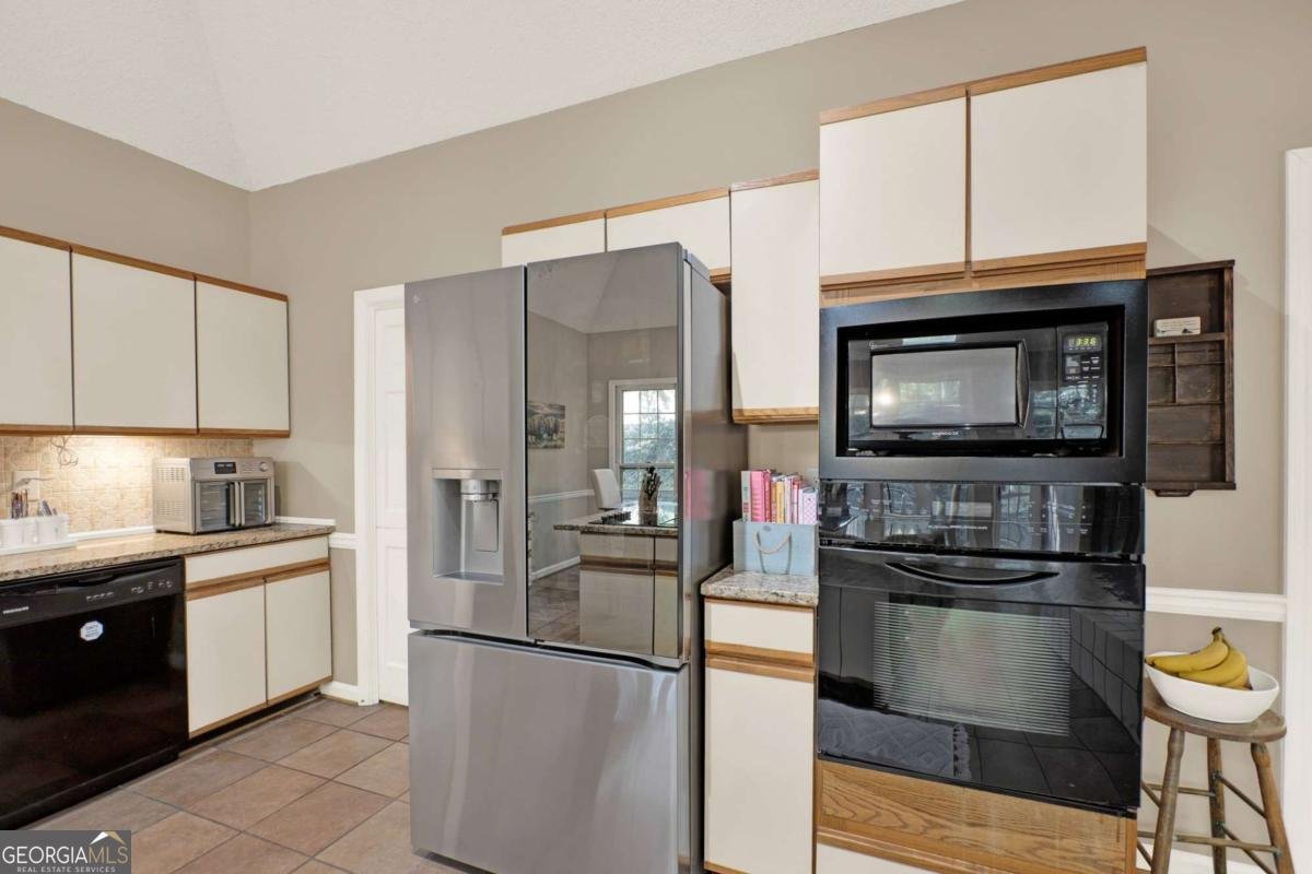 767 Edgewater Lane Kennesaw - 18