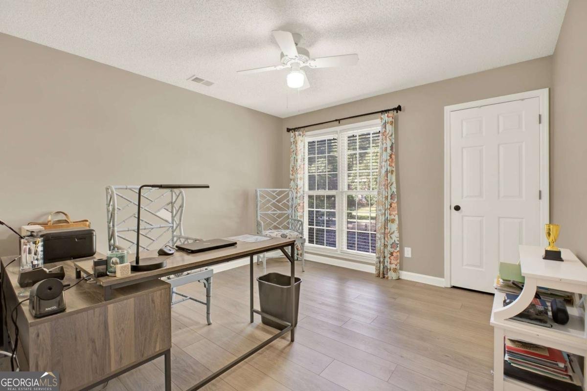 767 Edgewater Lane Kennesaw - 29