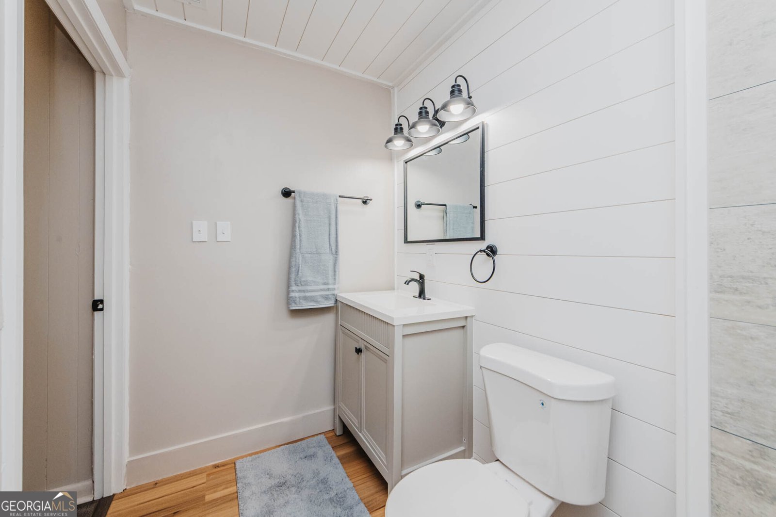 1369 King Arthur Drive Macon - 19