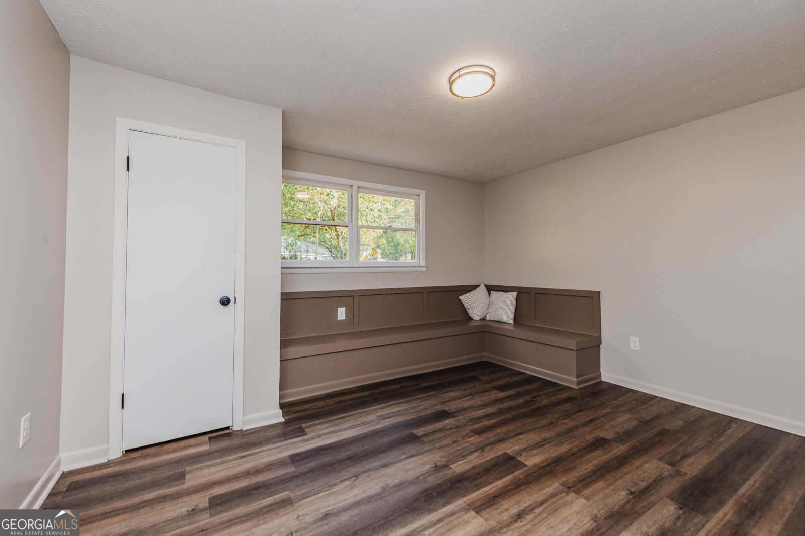 1369 King Arthur Drive Macon - 44