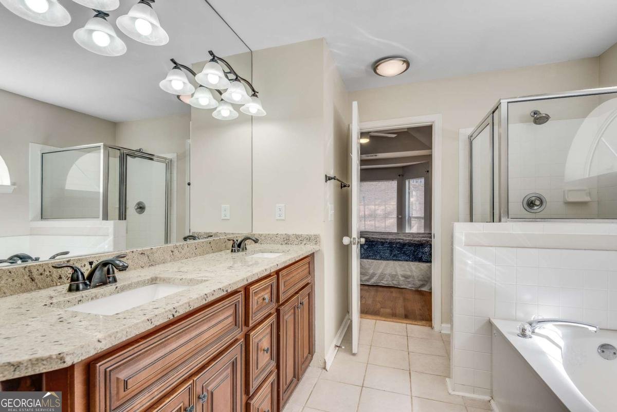 5557 BRIDGE POINTE Drive Alpharetta - 26