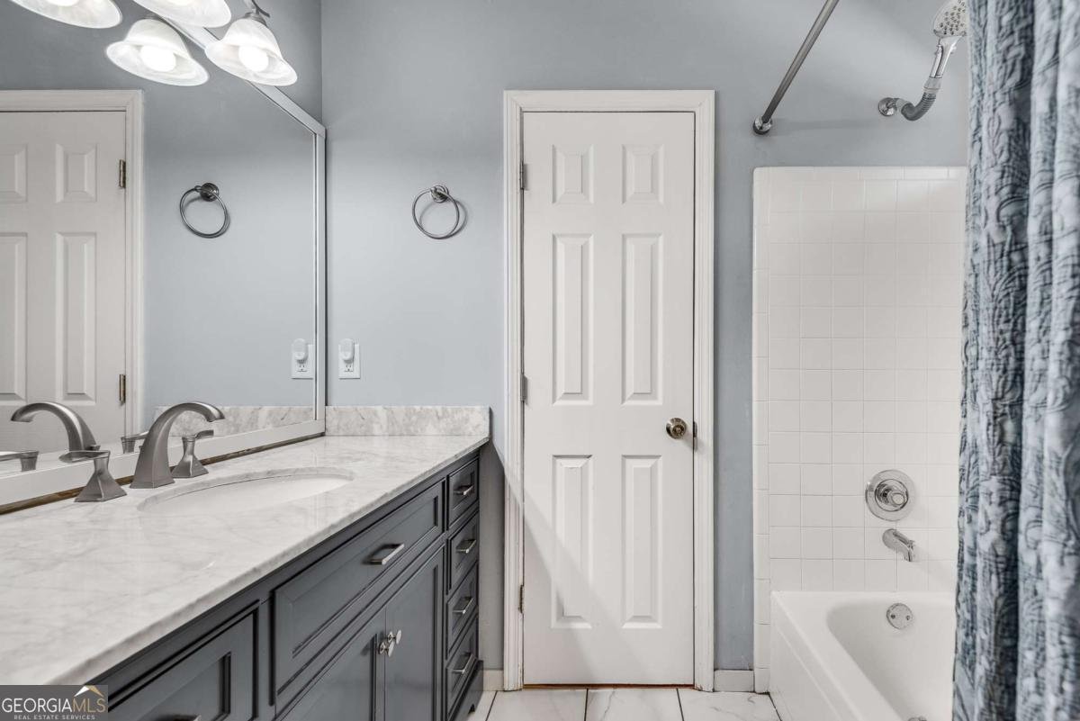 5557 BRIDGE POINTE Drive Alpharetta - 30