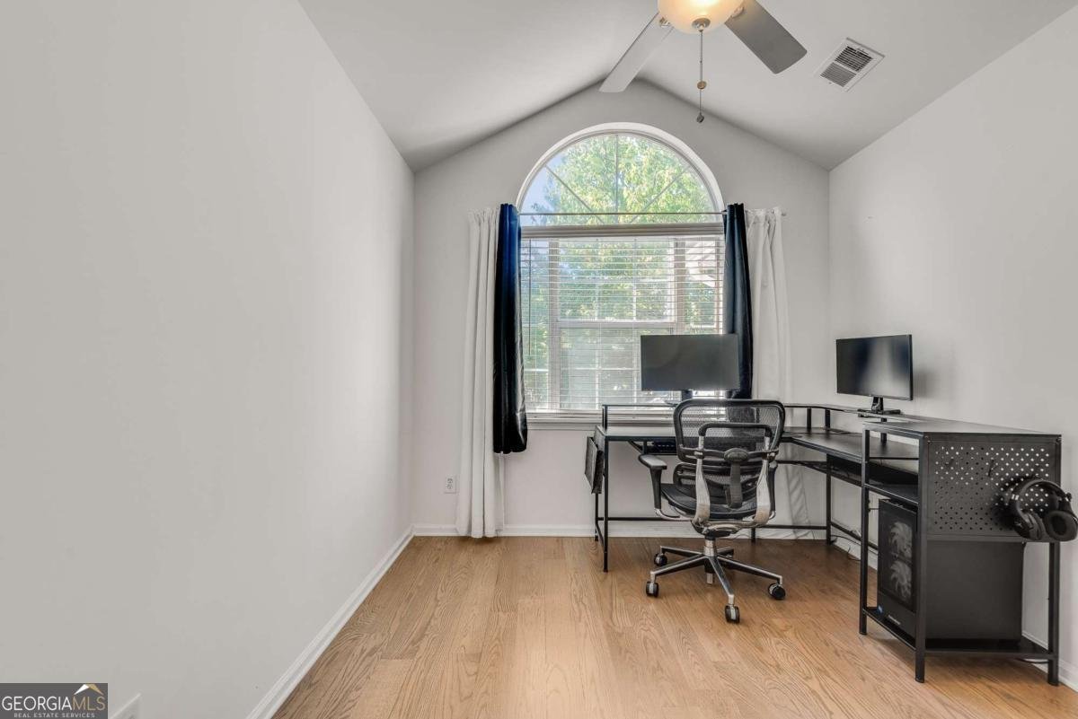 5557 BRIDGE POINTE Drive Alpharetta - 32