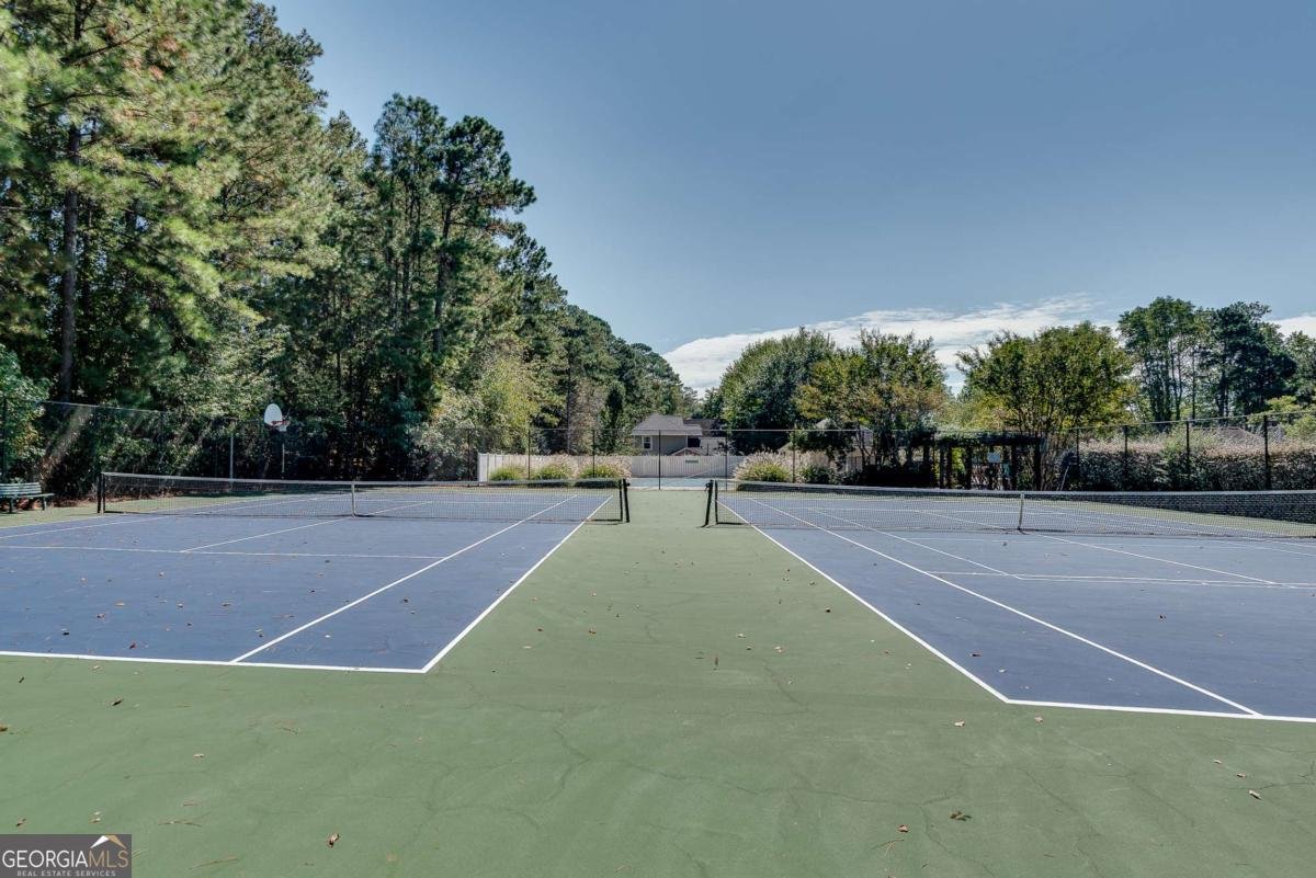 5557 BRIDGE POINTE Drive Alpharetta - 40