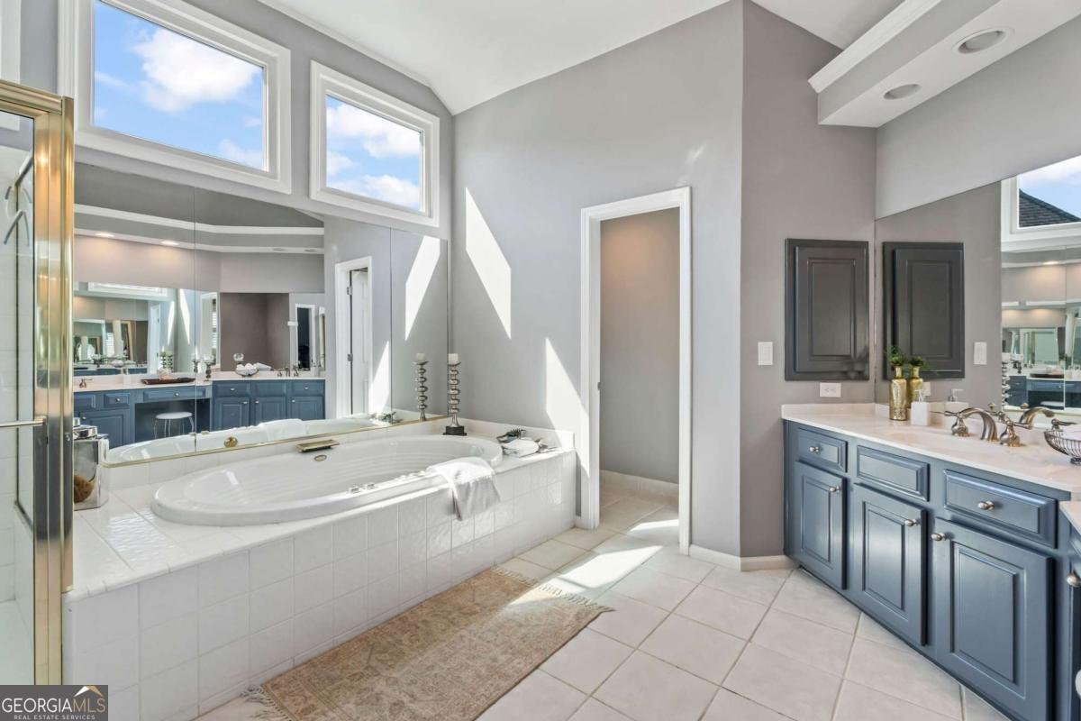 2082 Kinsmon Drive Marietta - 19