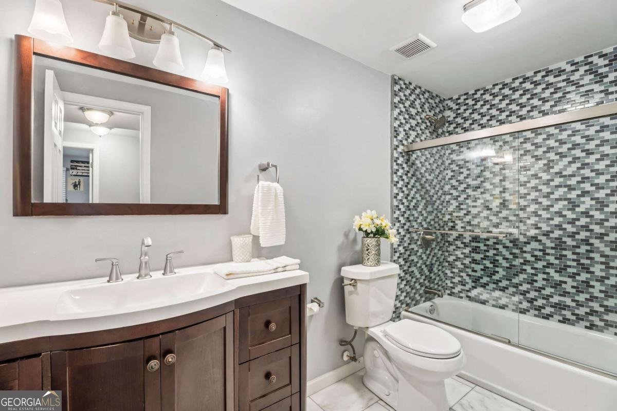 2082 Kinsmon Drive Marietta - 4