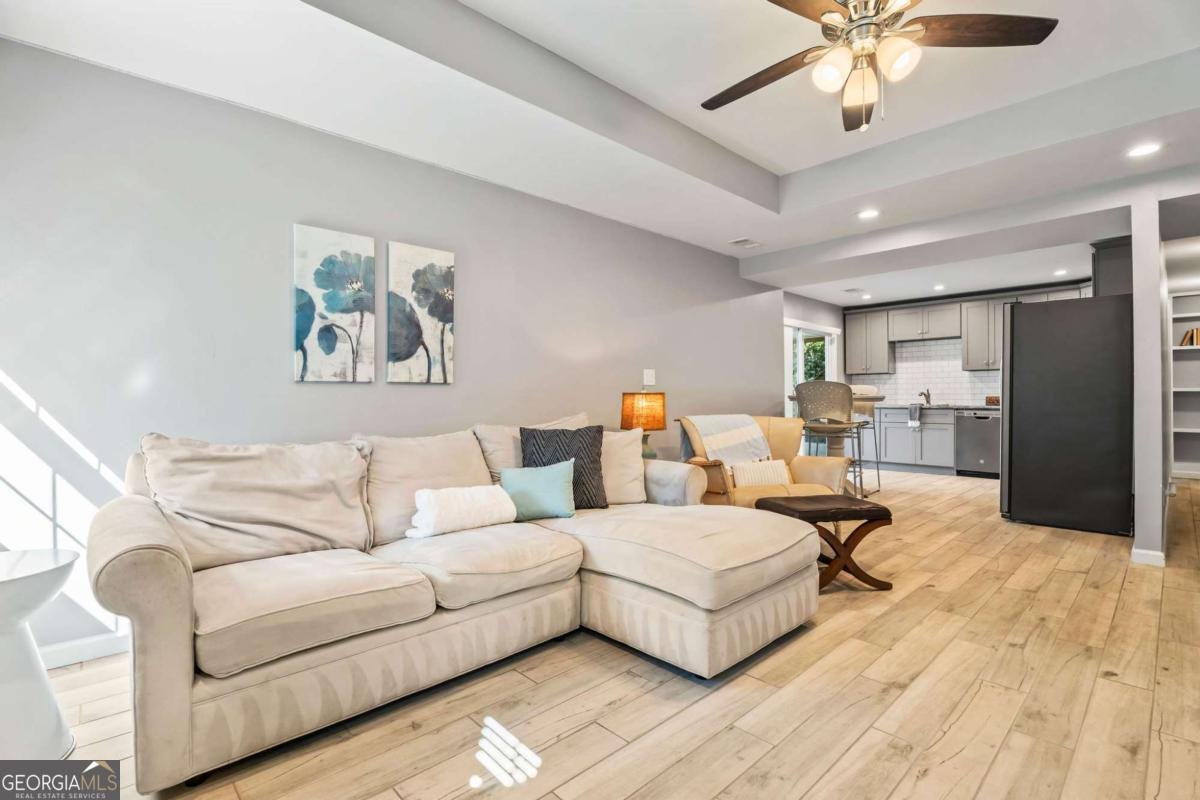 2082 Kinsmon Drive Marietta - 5