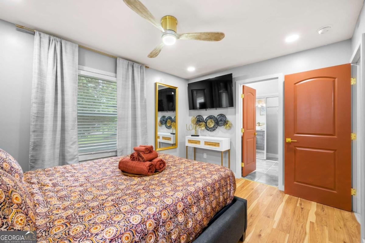 3590 Bolfair Drive Atlanta - 24