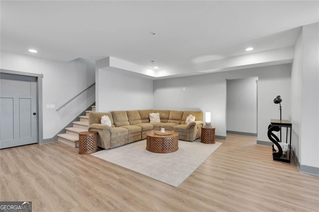 6930 Blackthorn Lane Suwanee - 69