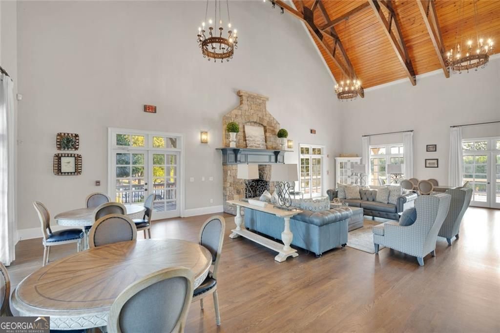 6930 Blackthorn Lane Suwanee - 85
