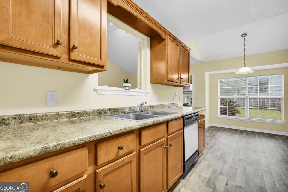 63 Soling Avenue Savannah - 11