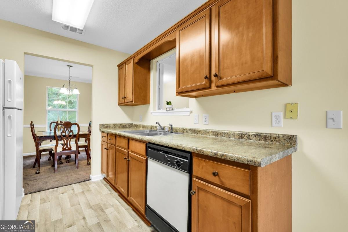 63 Soling Avenue Savannah - 14