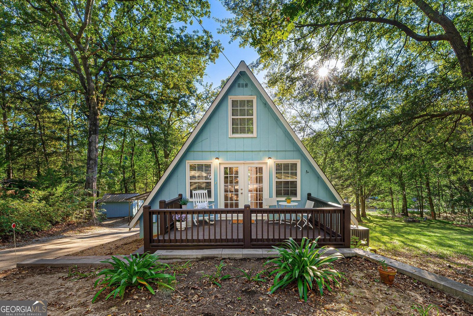 387 Chateau Drive Lavonia - main photo