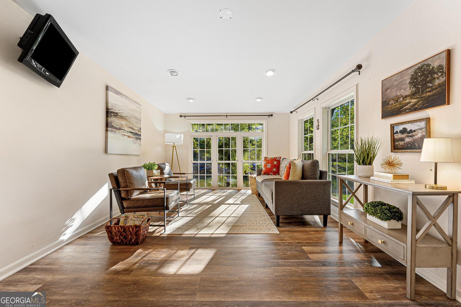 387 Chateau Drive Lavonia - 36