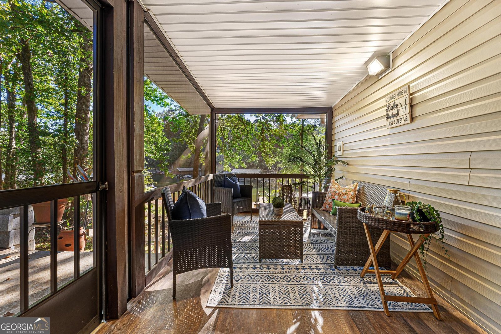 387 Chateau Drive Lavonia - 38