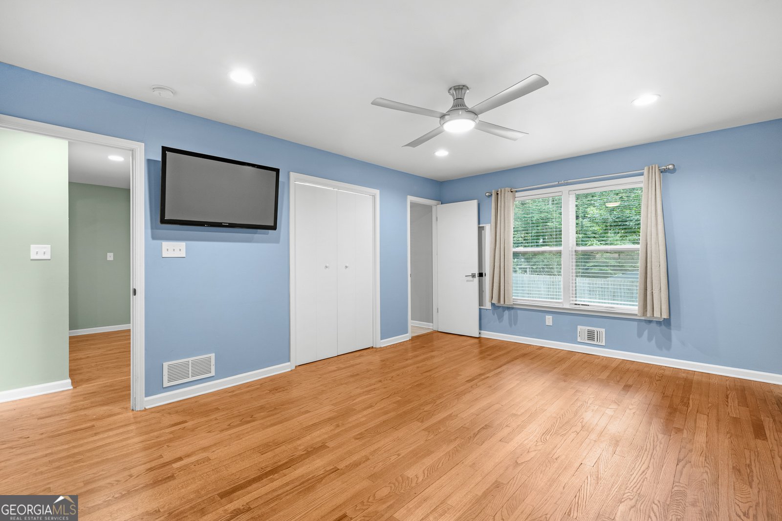 3290 Custer Lake Drive Marietta - 21