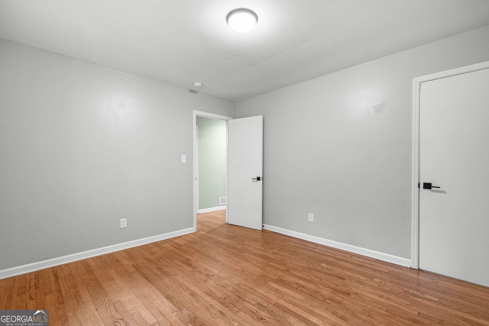 3290 Custer Lake Drive Marietta - 27