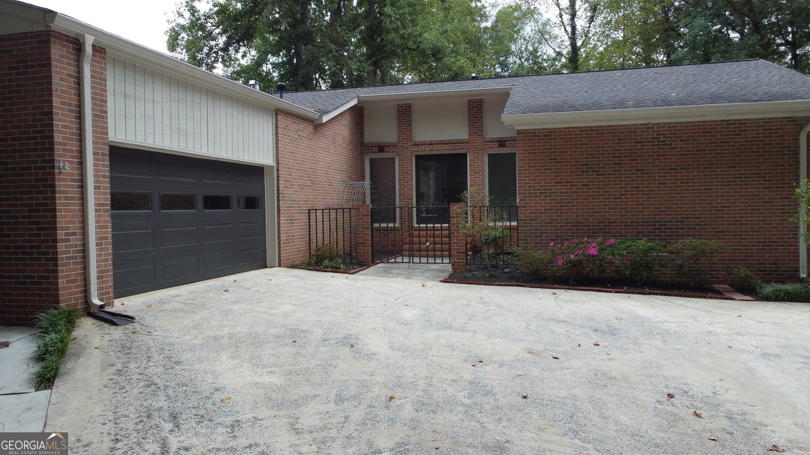 3290 Custer Lake Drive Marietta - 4