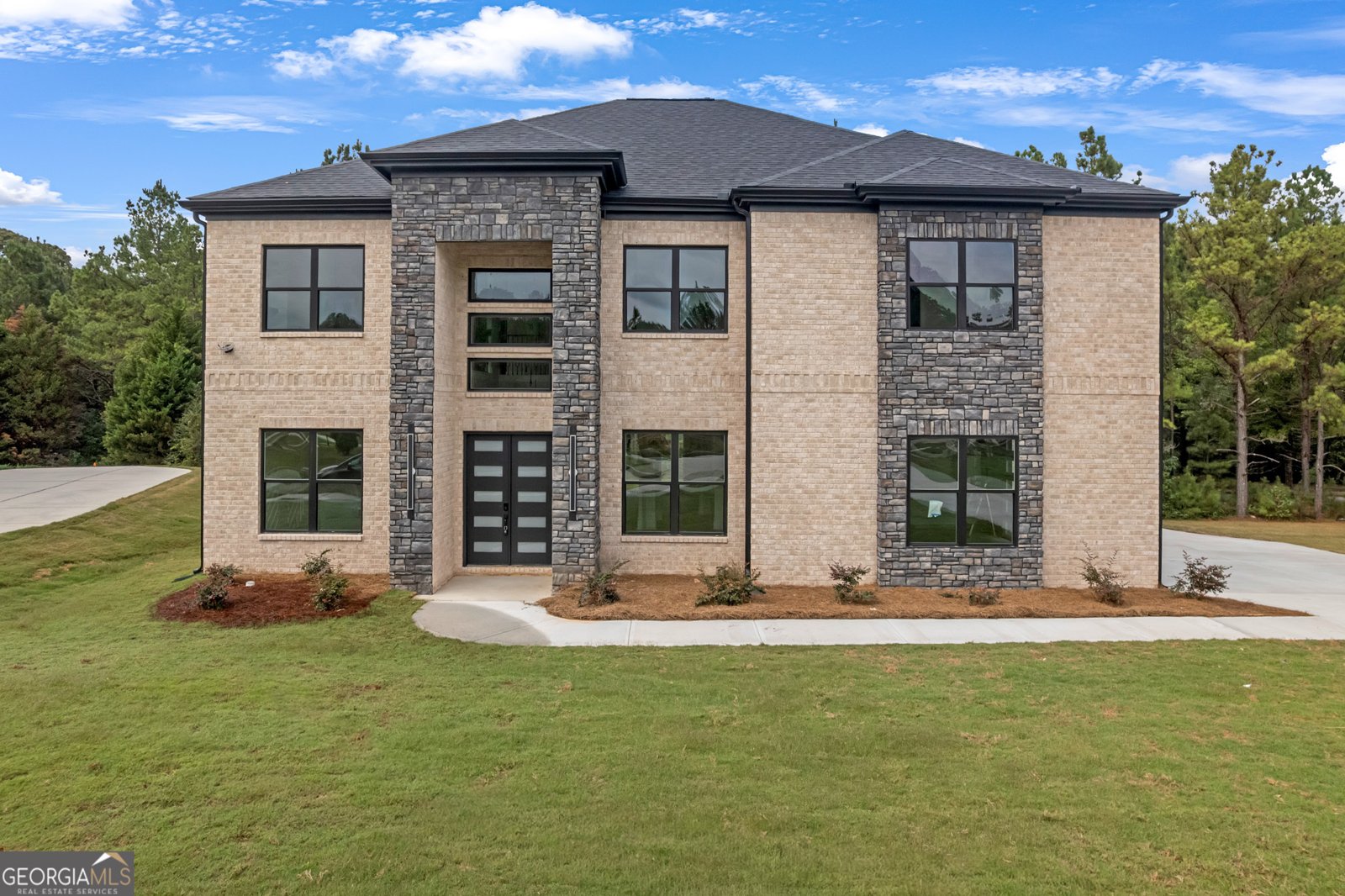 839 Artistry Way Fairburn - 1