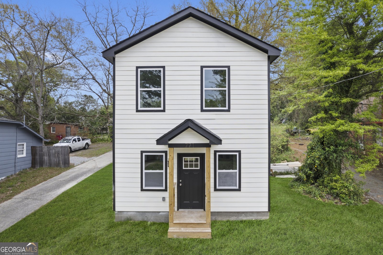 2775 Village Green Lane Macon - 1