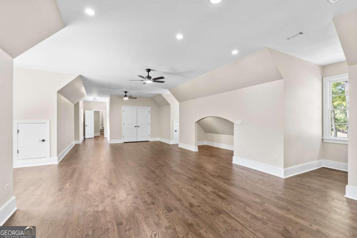 3970 Fouts Drive Cumming - 44
