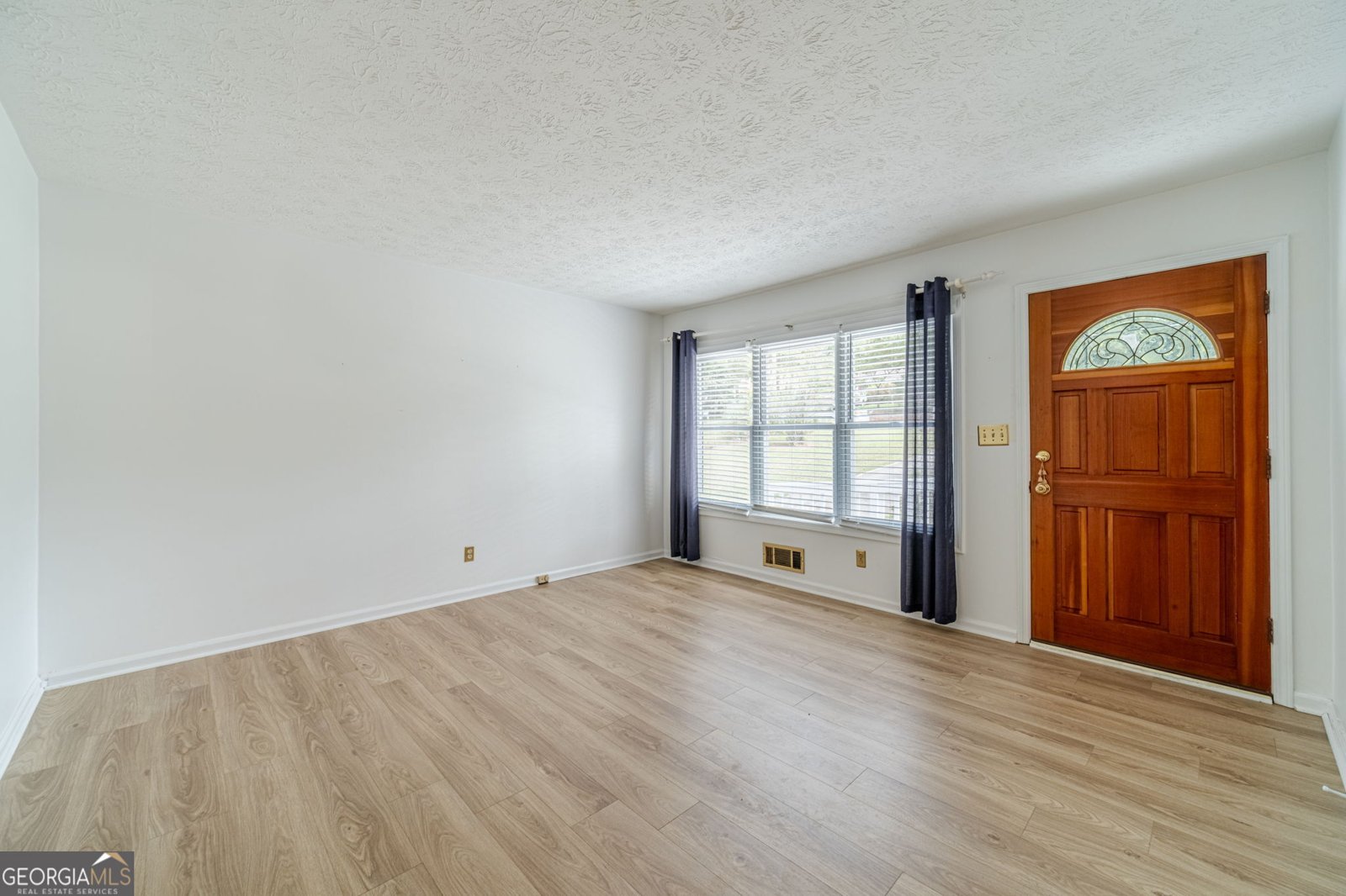 2249 Clairmont Circle Snellville - 13
