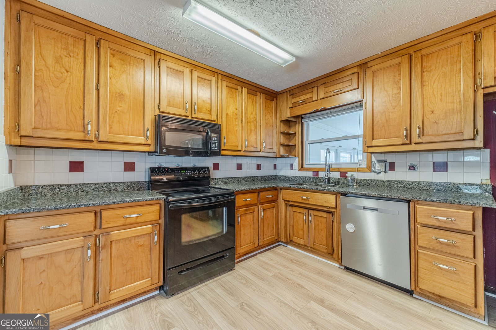 2249 Clairmont Circle Snellville - 16