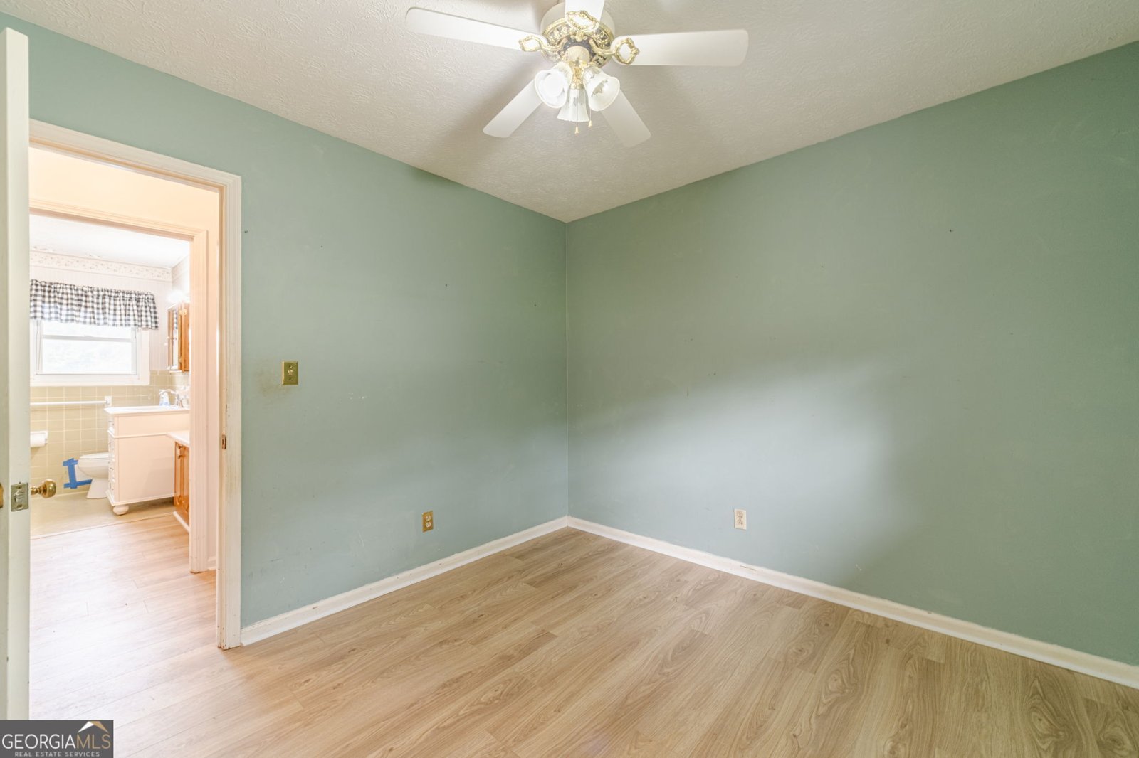 2249 Clairmont Circle Snellville - 30
