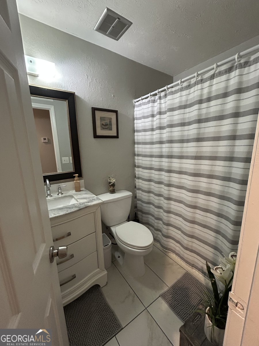 4229 Midway Drive Douglasville - 19