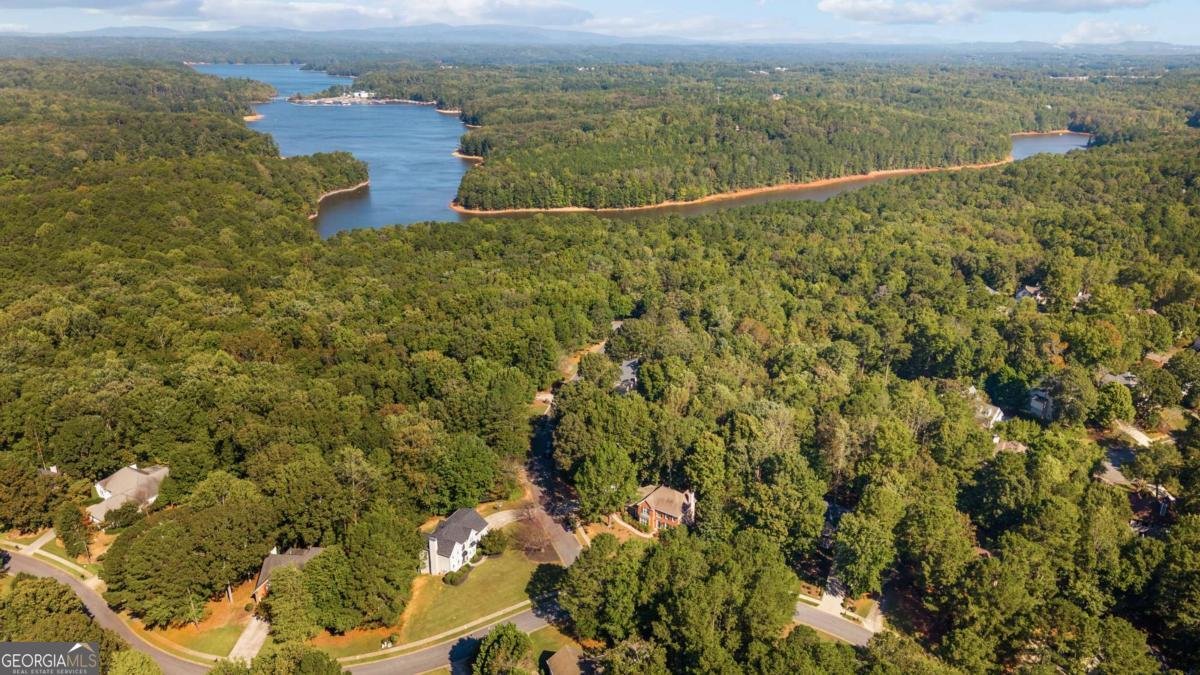 1801 Summerview Court Woodstock - 1