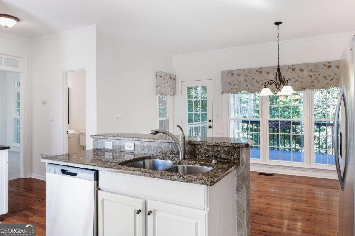 1801 Summerview Court Woodstock - 12
