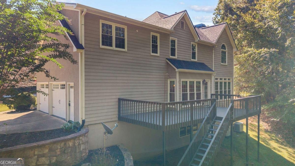 1801 Summerview Court Woodstock - 3