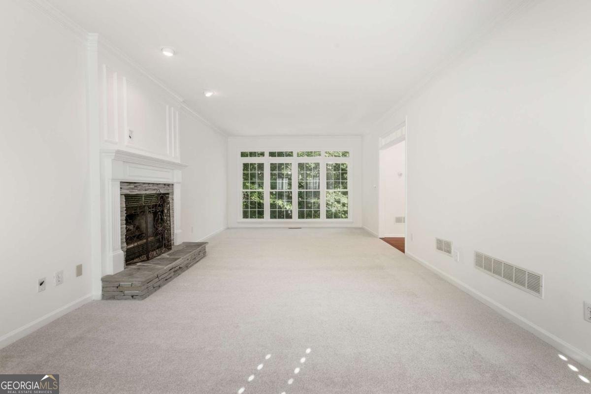 1801 Summerview Court Woodstock - 7