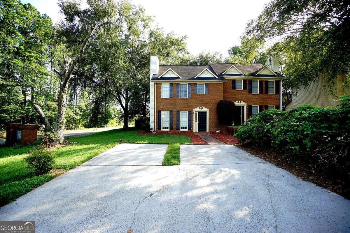 736 Indian Lake Drive Lilburn - 1