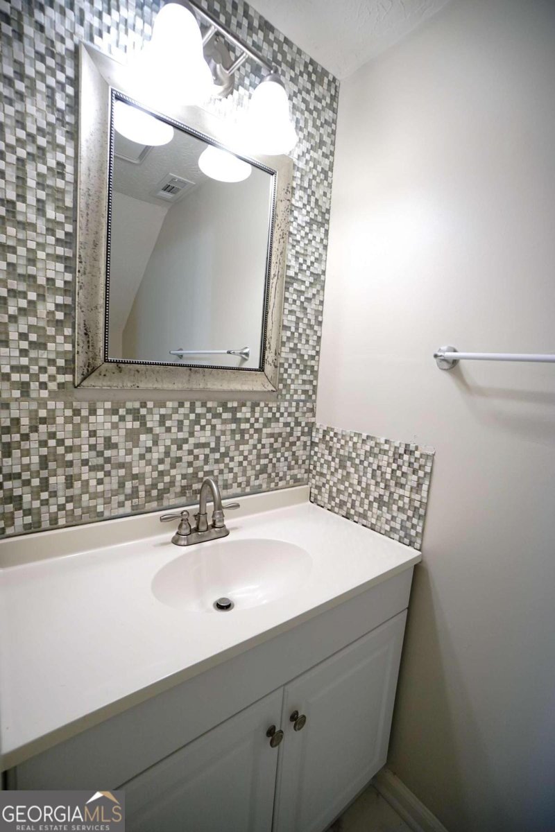 736 Indian Lake Drive Lilburn - 6