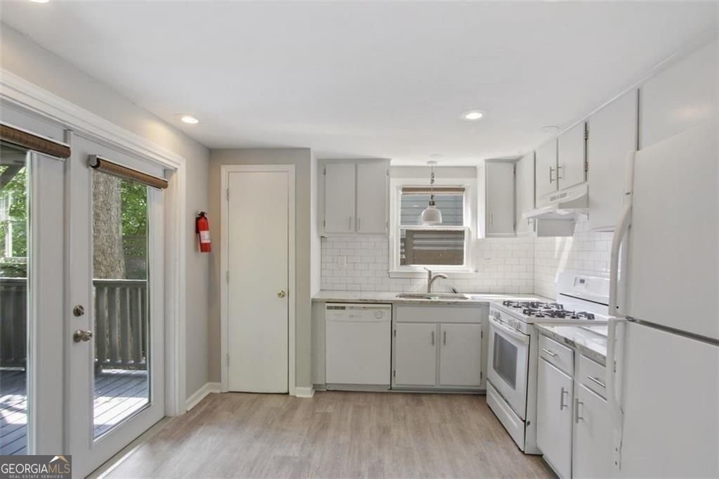 693 Myrtle Street Atlanta - 28