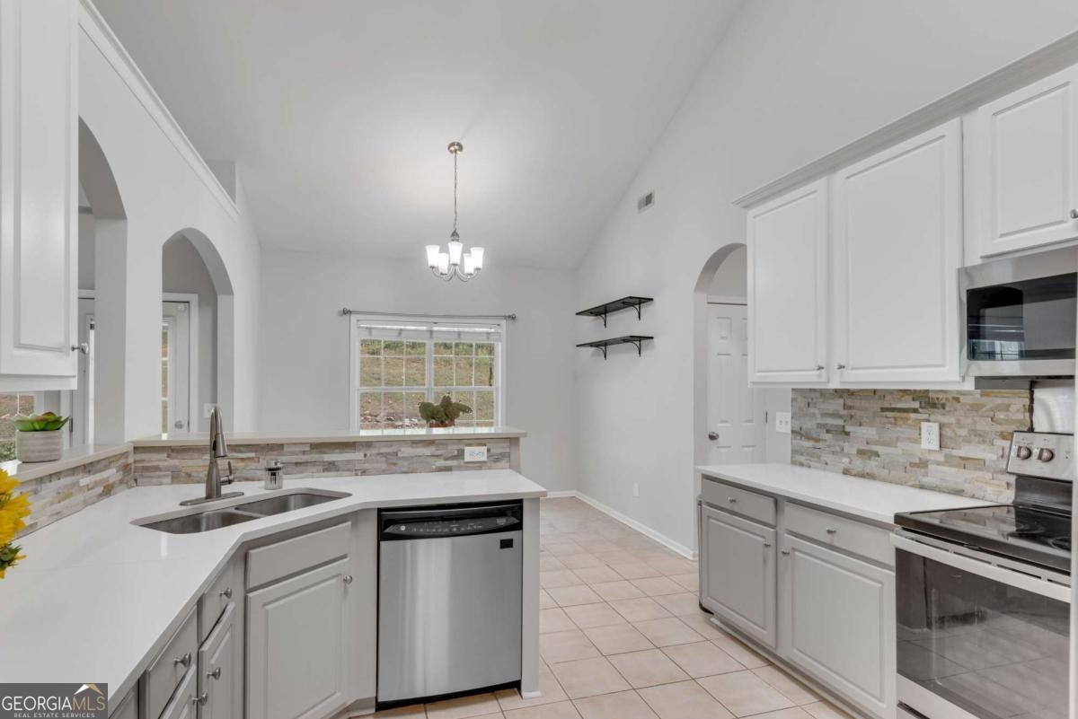 8435 Lanierland Farms Drive Gainesville - 11