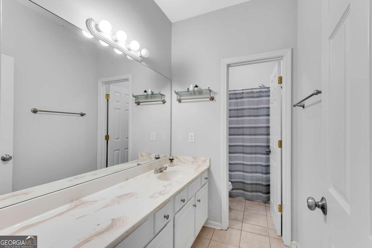8435 Lanierland Farms Drive Gainesville - 25
