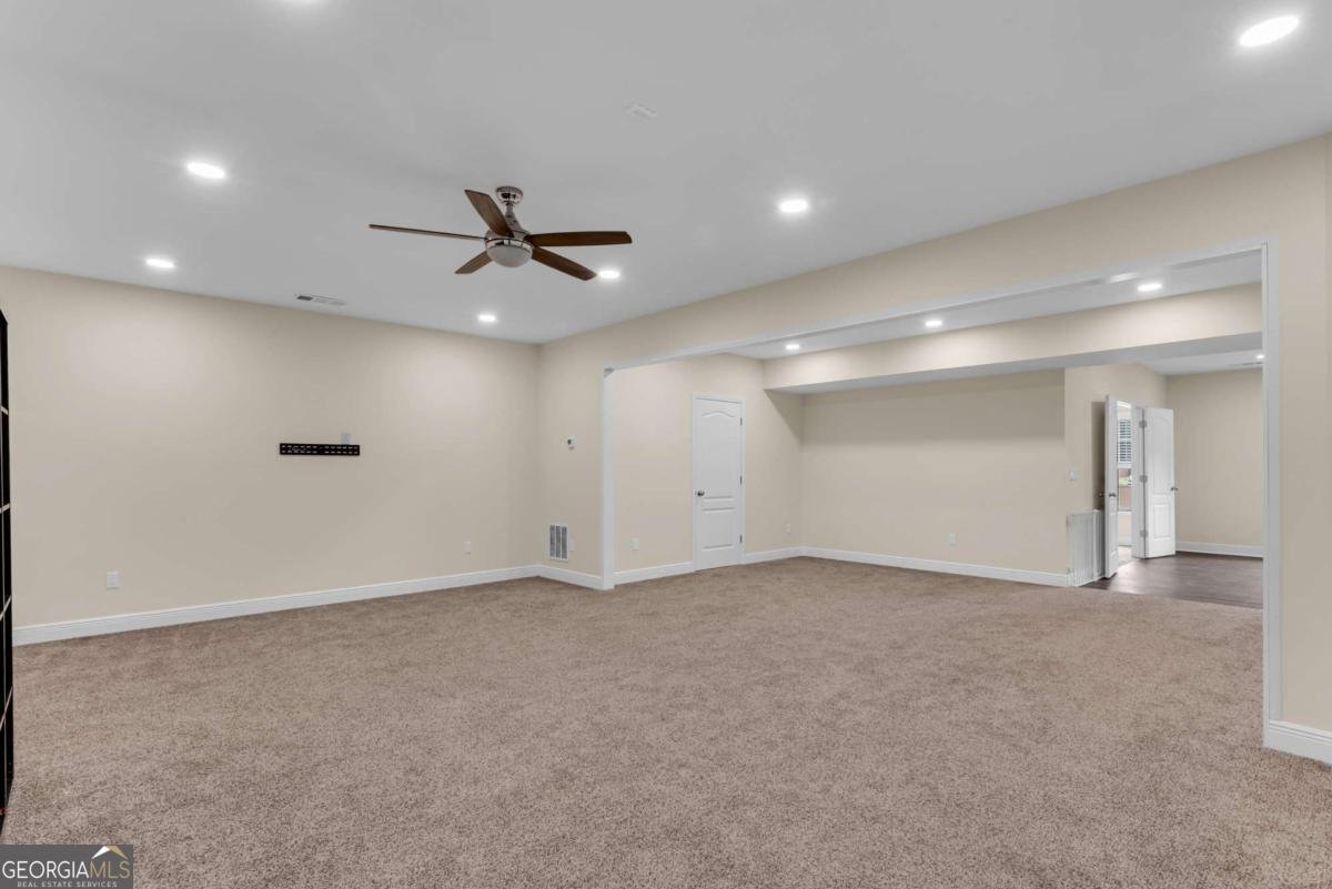 8435 Lanierland Farms Drive Gainesville - 32