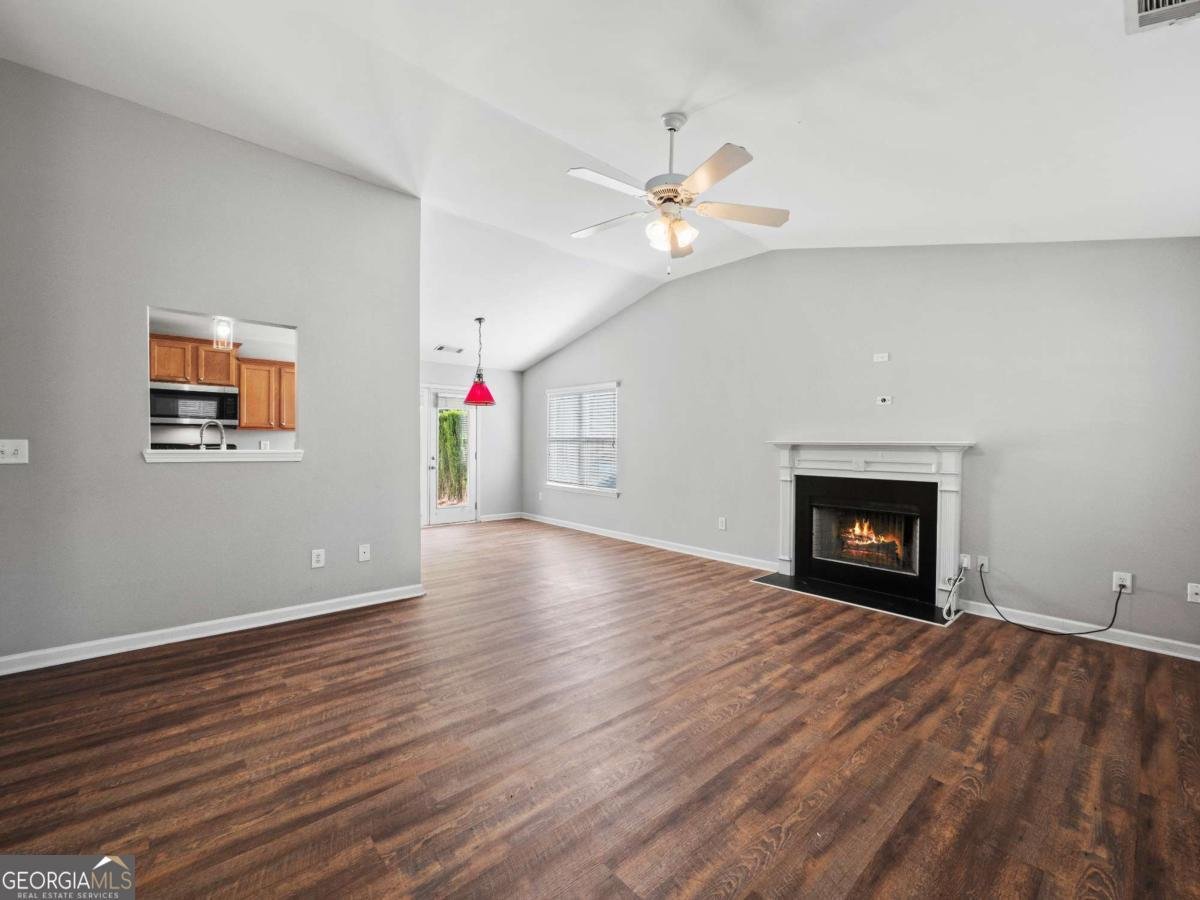 498 Walnut Woods Drive Braselton - 2