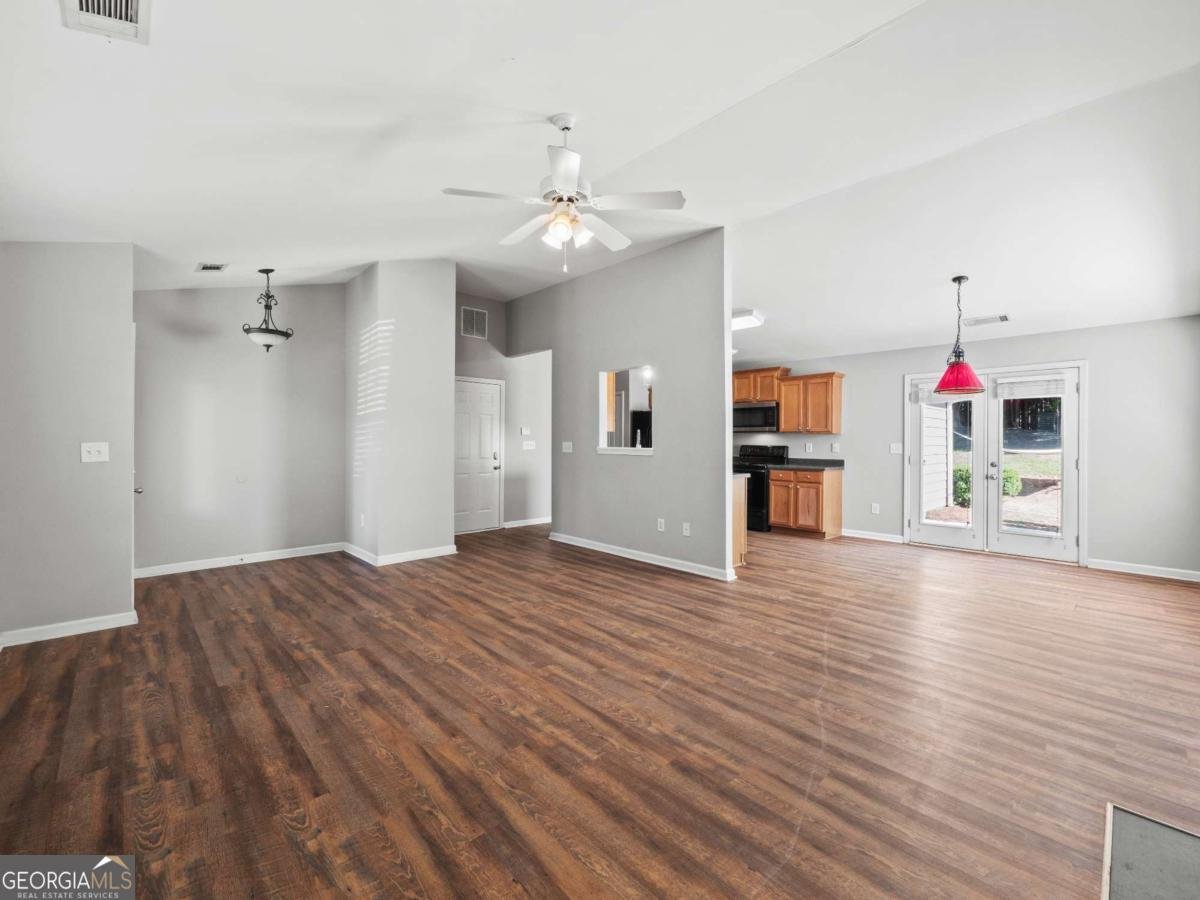 498 Walnut Woods Drive Braselton - 4