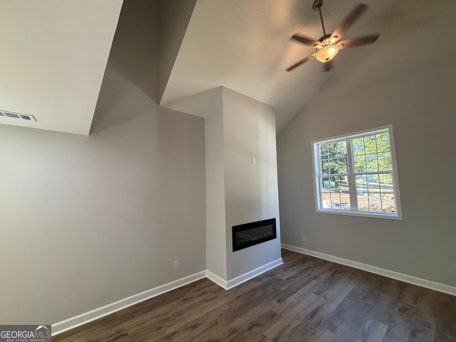 2122 Graystone Parkway Grayson - 19