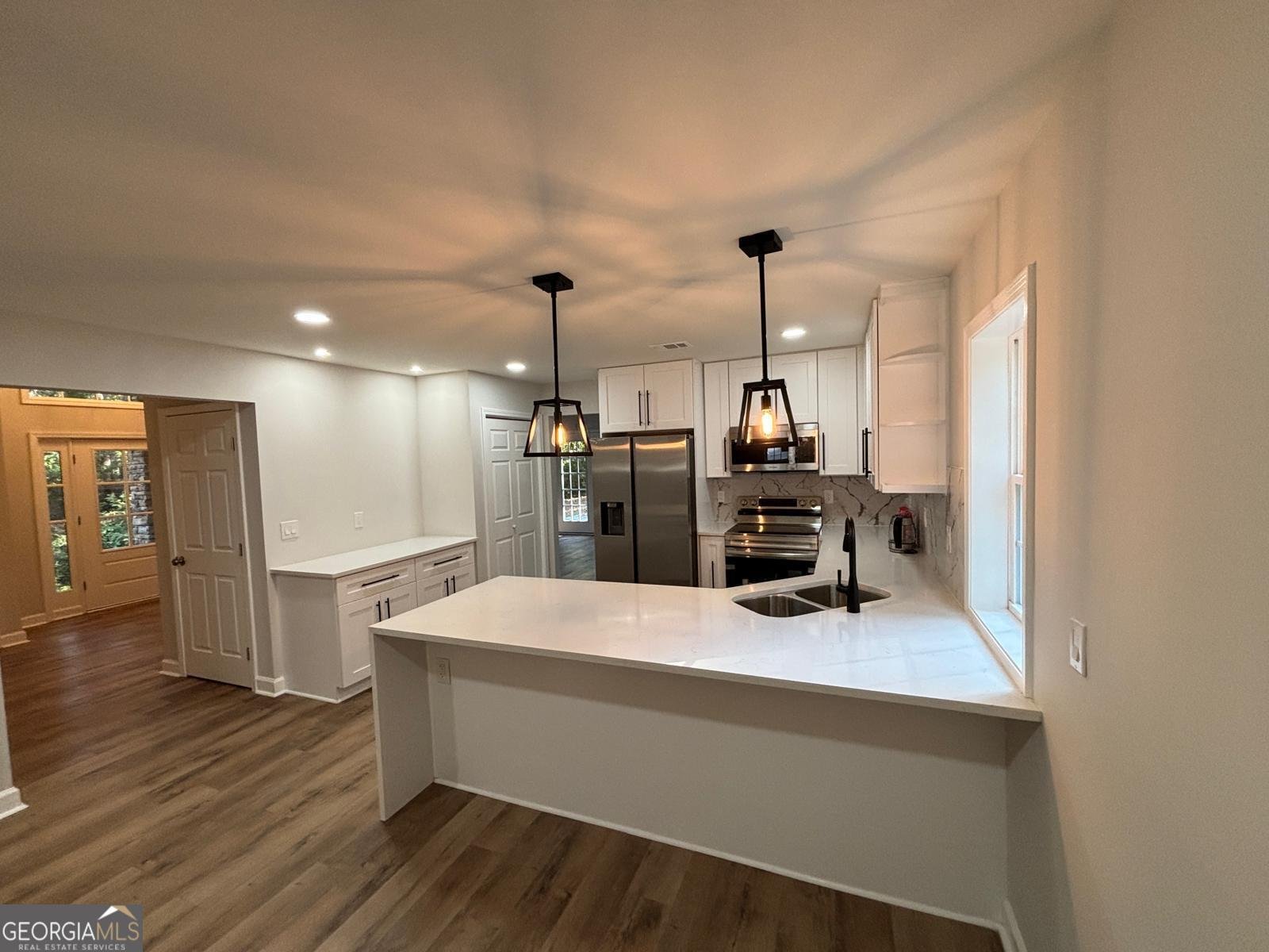 2122 Graystone Parkway Grayson - 35