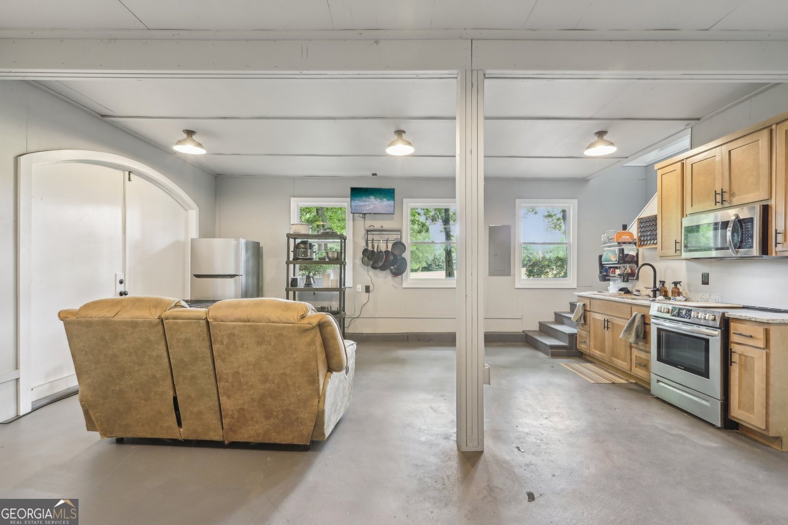 3612 Bill Gardner Parkway Locust Grove - 46