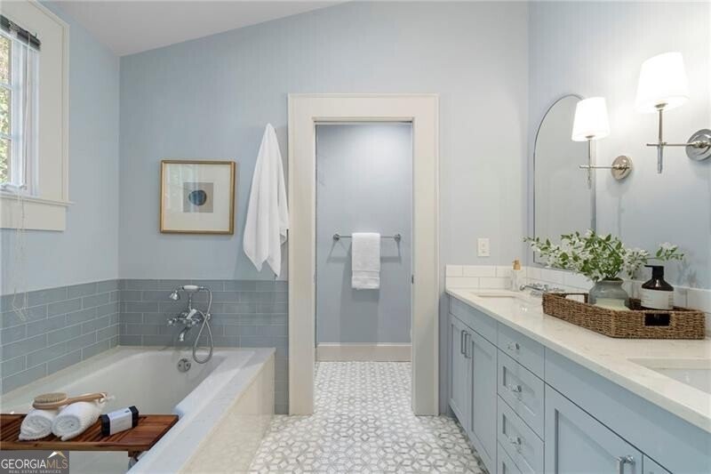 1144 Zimmer Drive Atlanta - 24