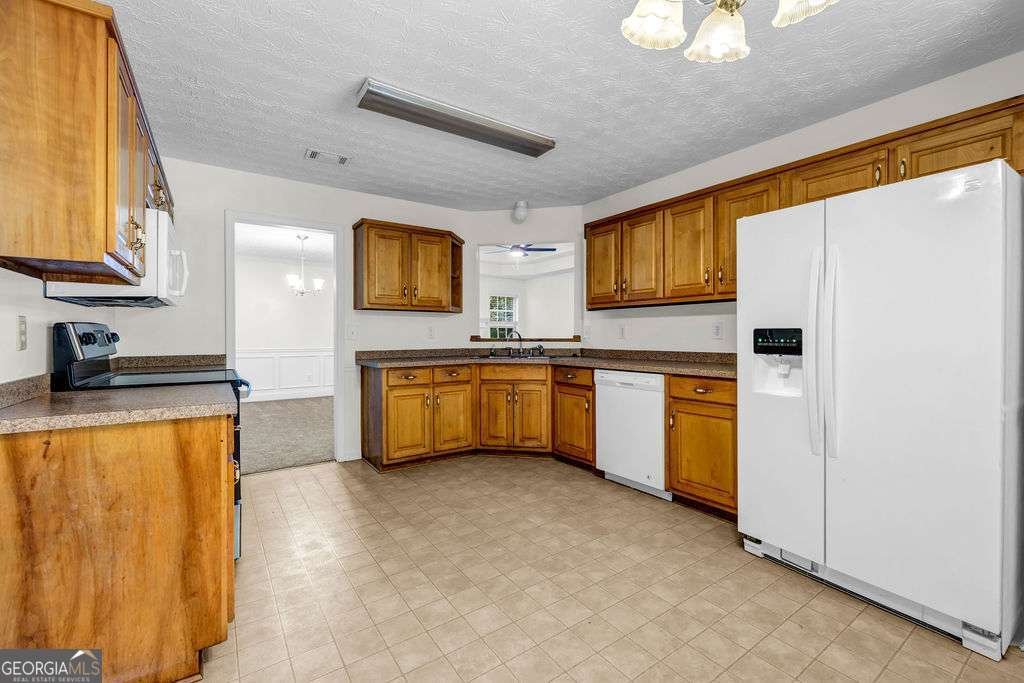 1061 Plantation Boulevard Conyers - 9