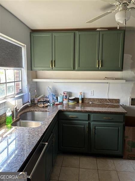 5689 KINGSPORT Sandy Springs - 10