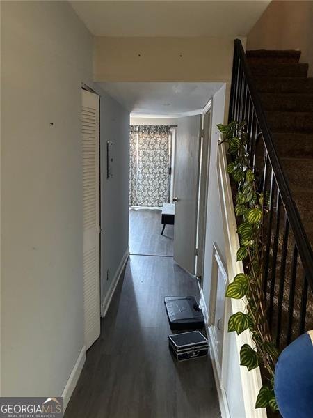 5689 KINGSPORT Sandy Springs - 3
