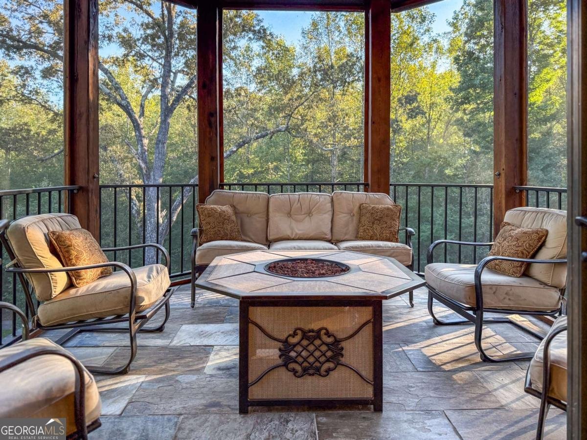 910 Miller Calhoun Road Dahlonega - 41