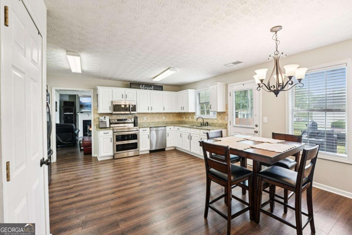 12203 Crestwood Court Fayetteville - 7